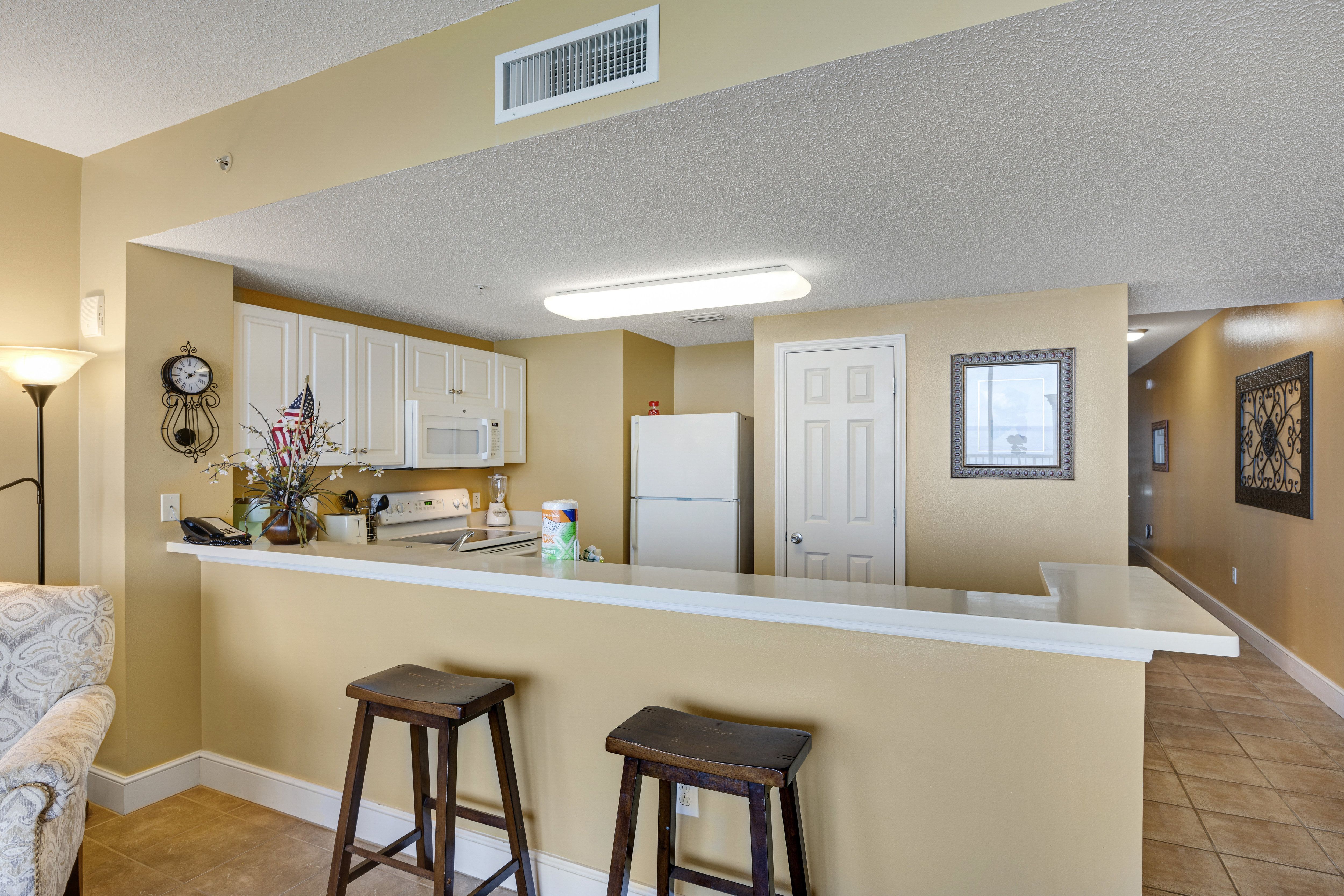 Majestic Tower 1-1306 Kitchen 