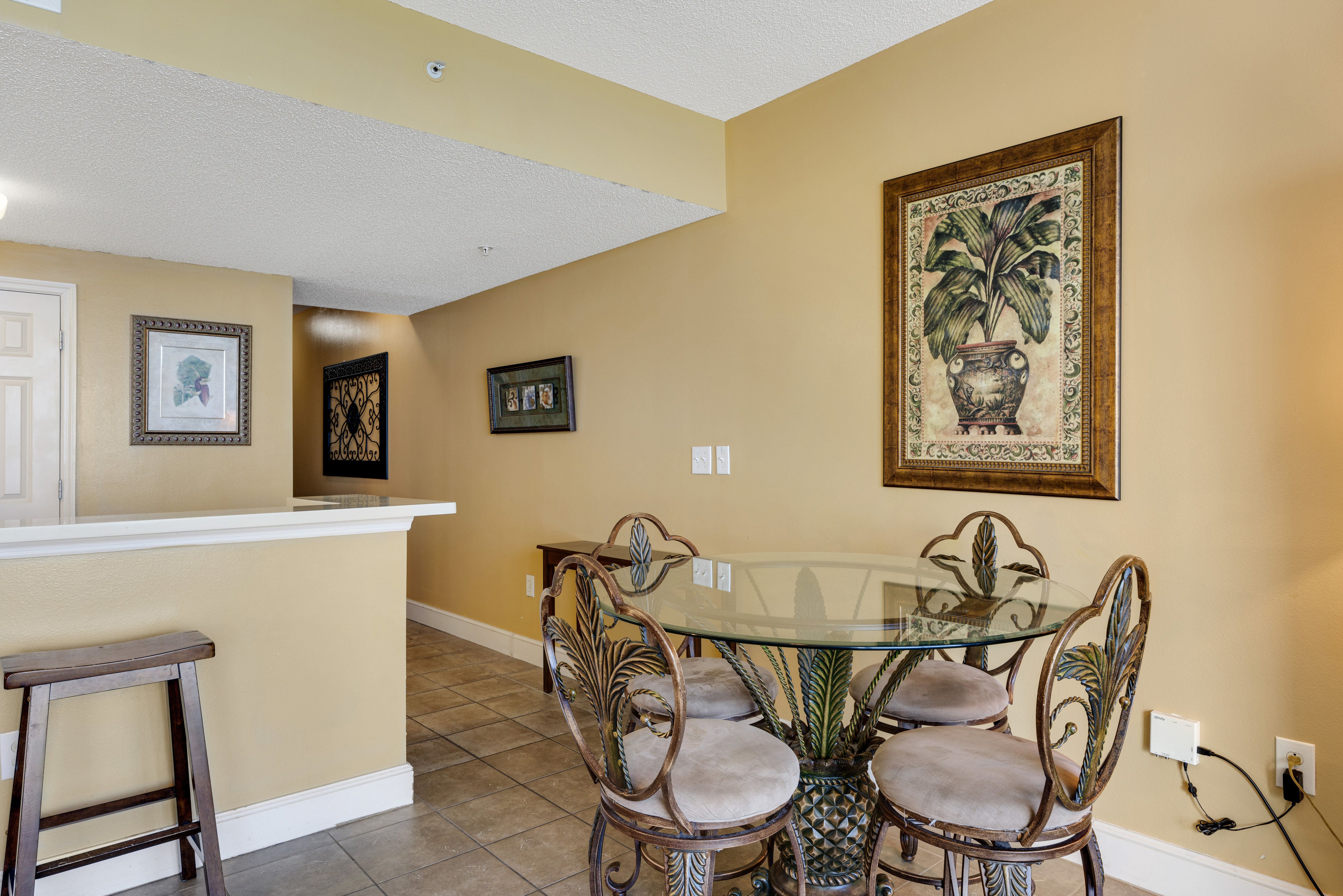 Majestic Tower 1-1306 Dining Table