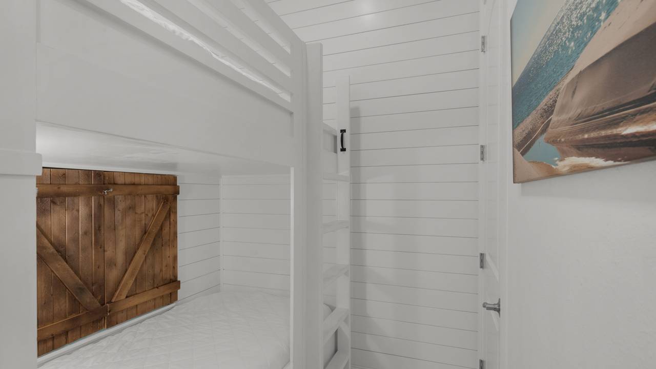 Gulf Place Residences 302 Bunks Gulf Place Residences 302 Bunks