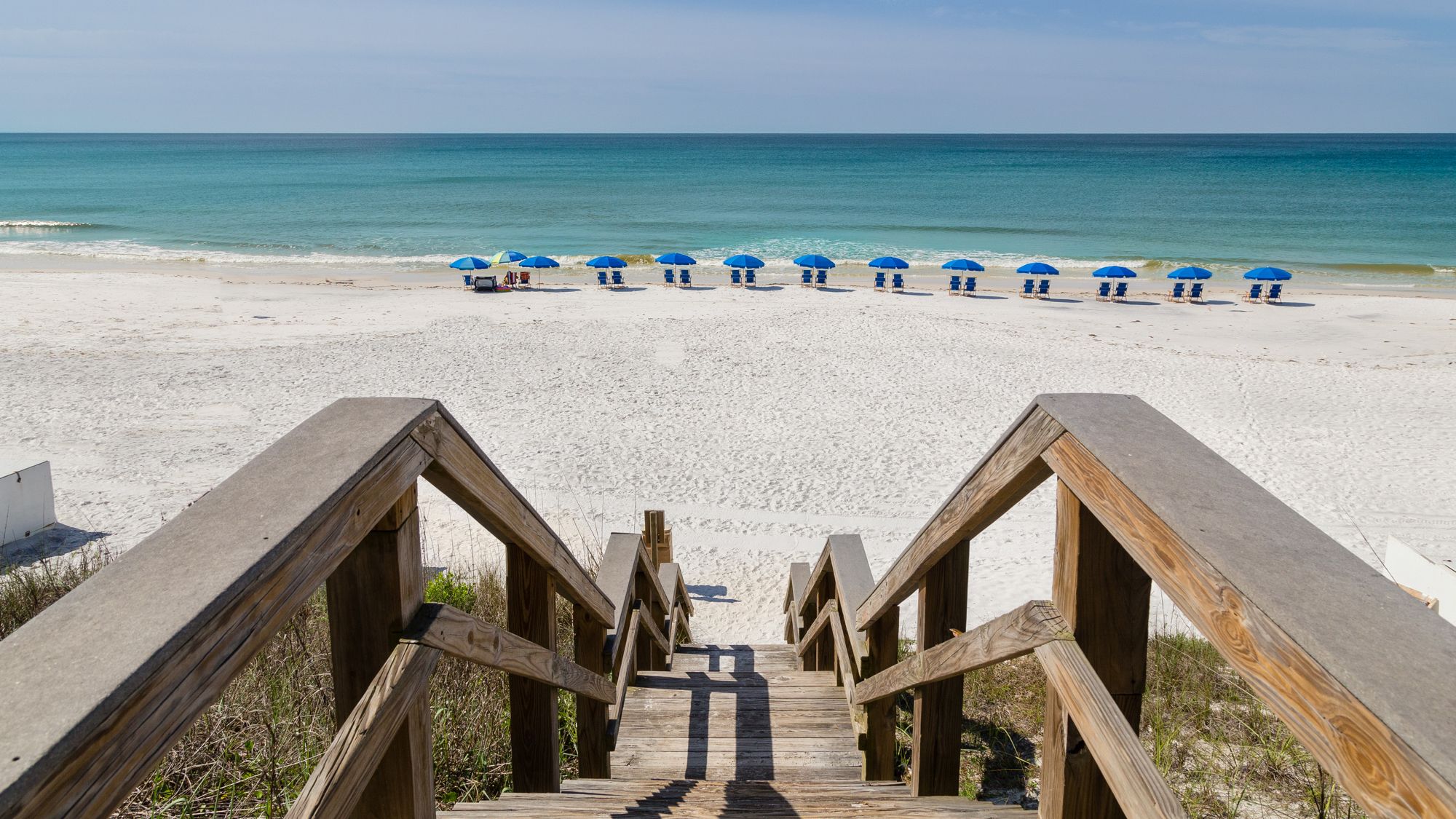 Gulf Place Grounds and Amenities