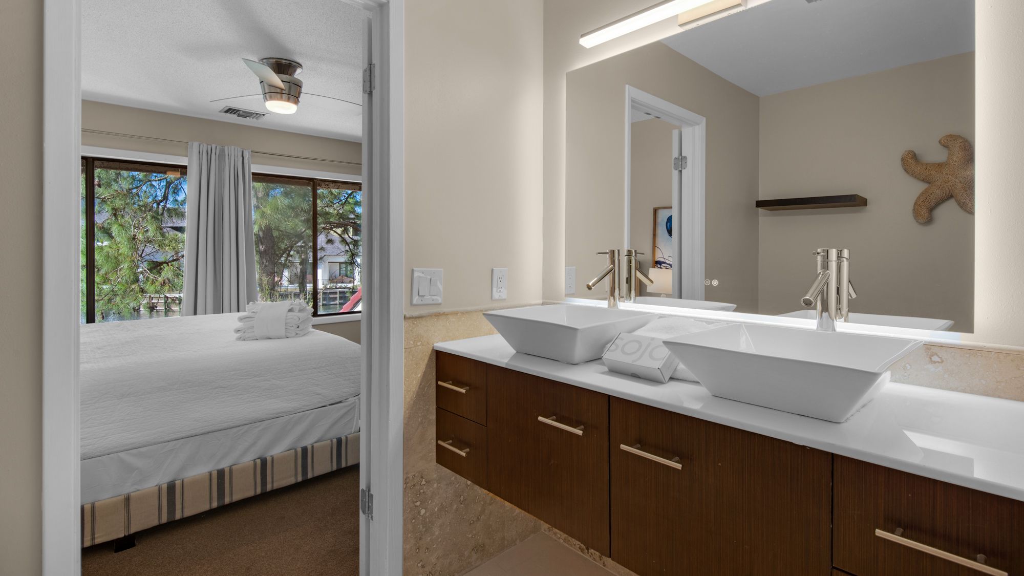 Beachwalk Villas 5052 2nd Floor Private Bathroom