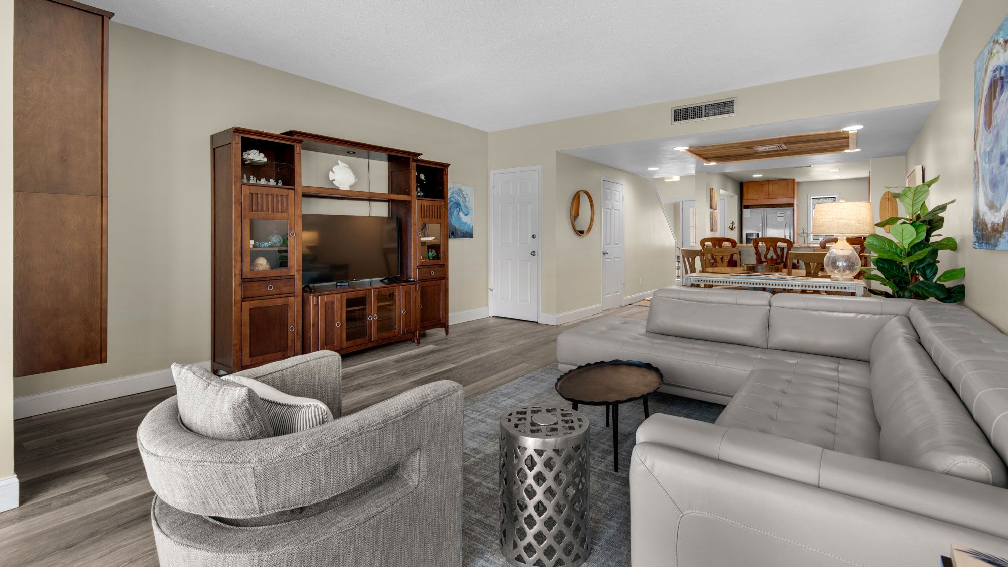 Beachwalk Villas 5052 Living Area