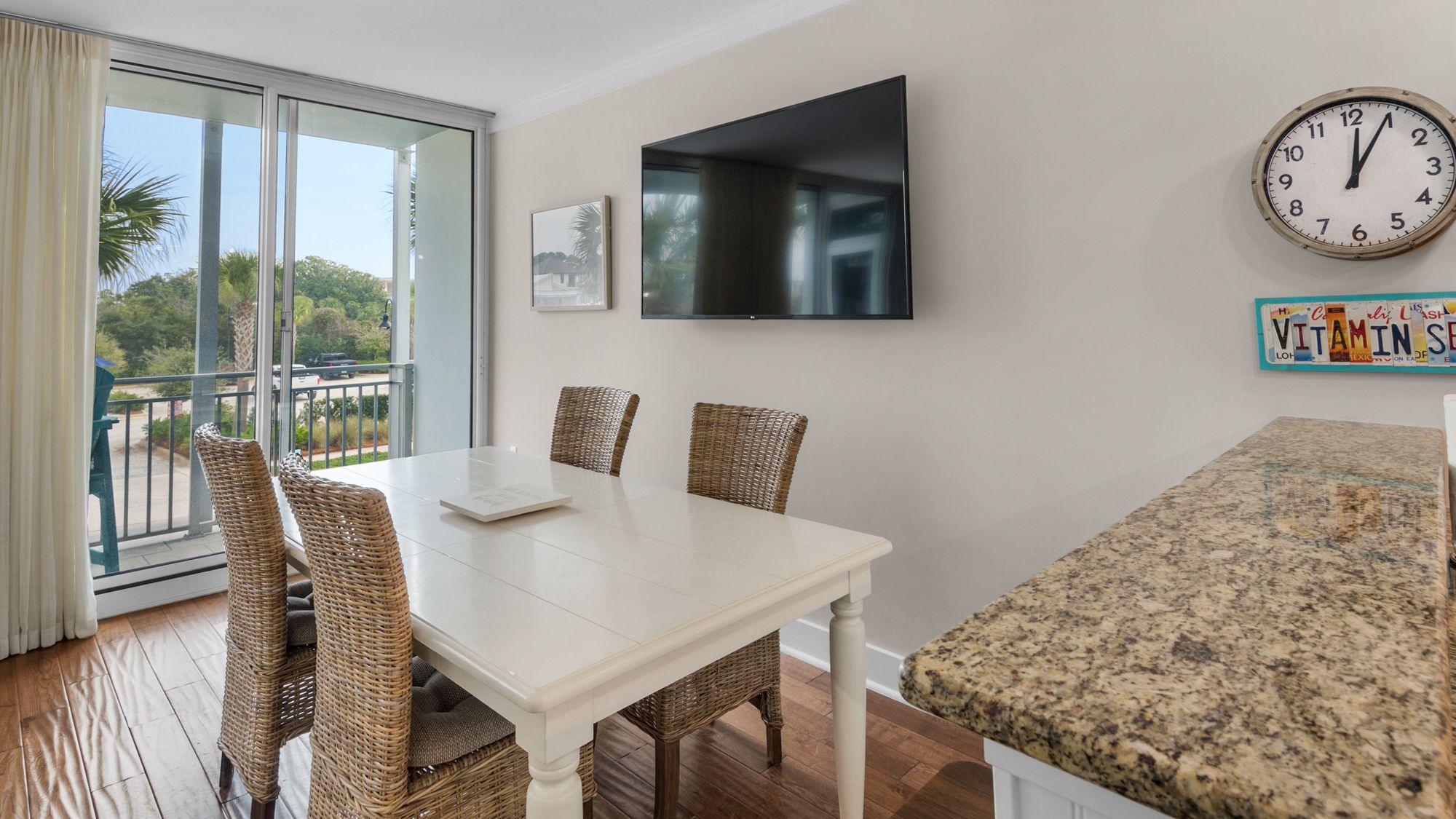 Six Palms 2A Dining Table