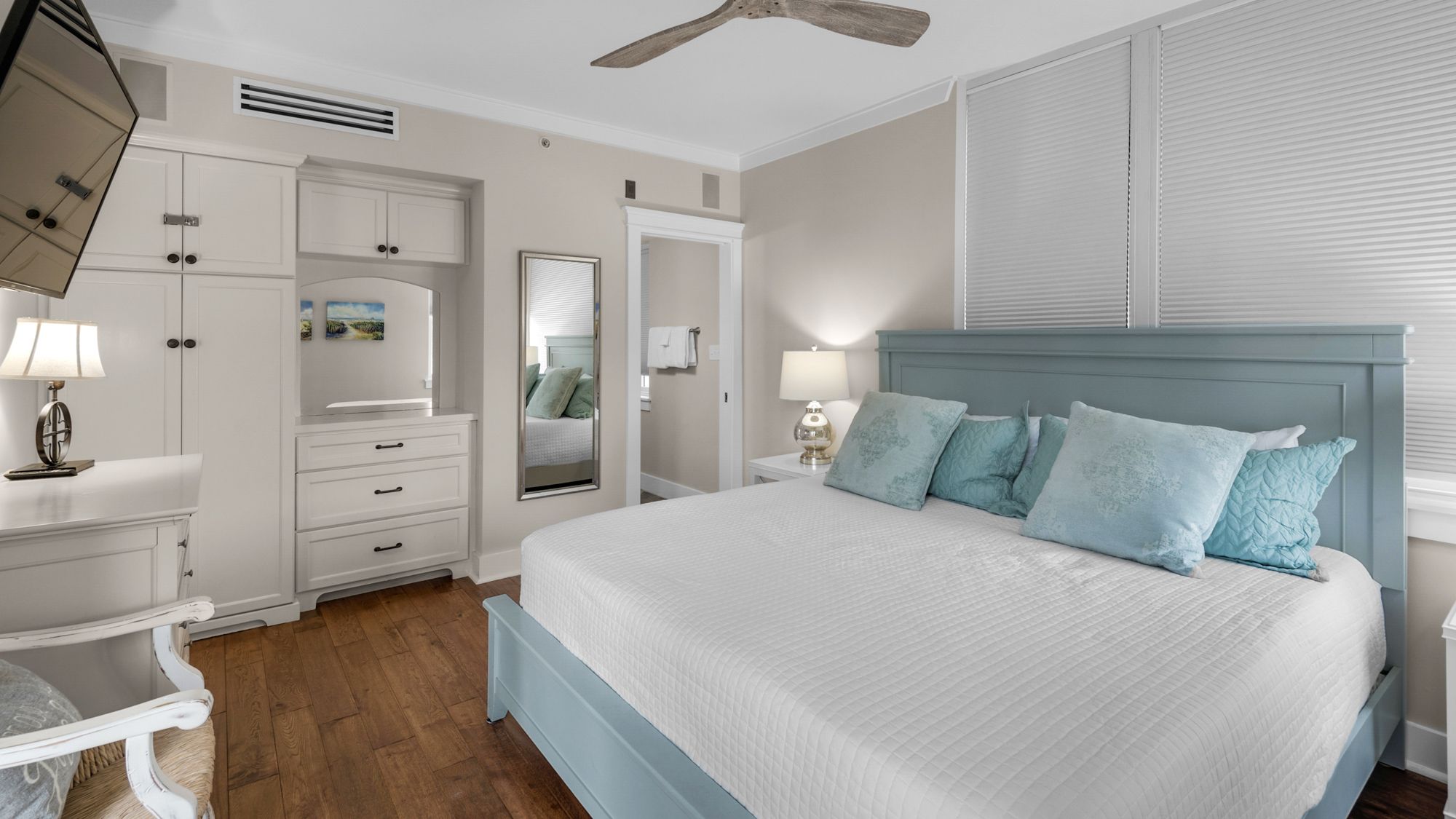 Six Palms 2A Master Bedroom