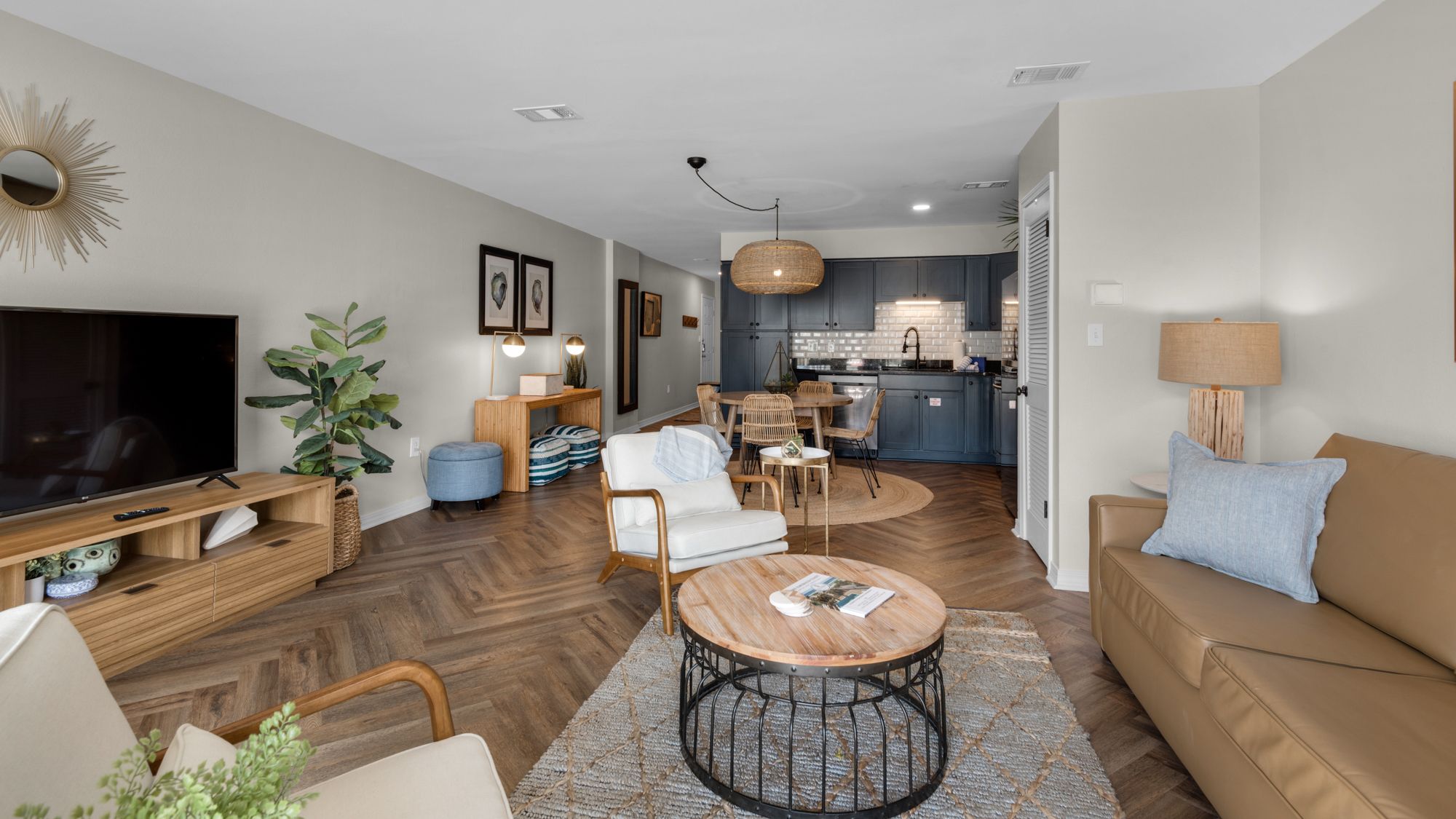Dune villas 8A Living Area into Kitchen