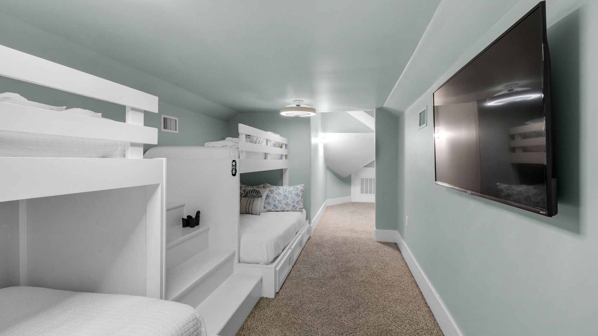 Beach Haven 3rd Floor Bunkroom