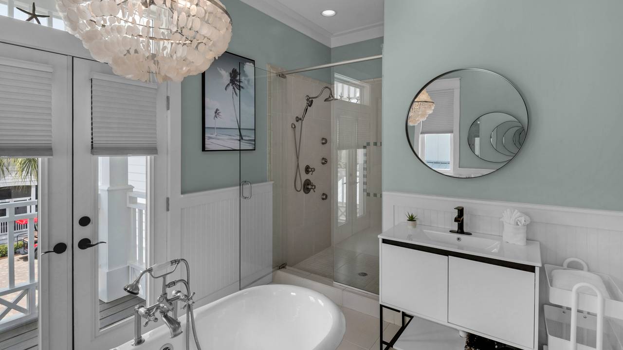 Beach Haven 2nd Floor Private Bathroom Beach Haven 2nd Floor Private Bathroom