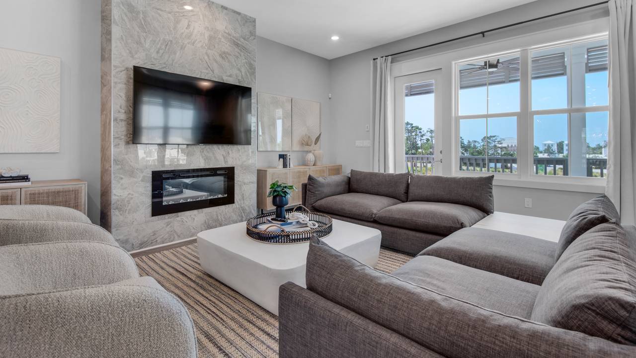 Majestic Palm 2nd Floor Main Living Area Majestic Palm 2nd Floor Main Living Area