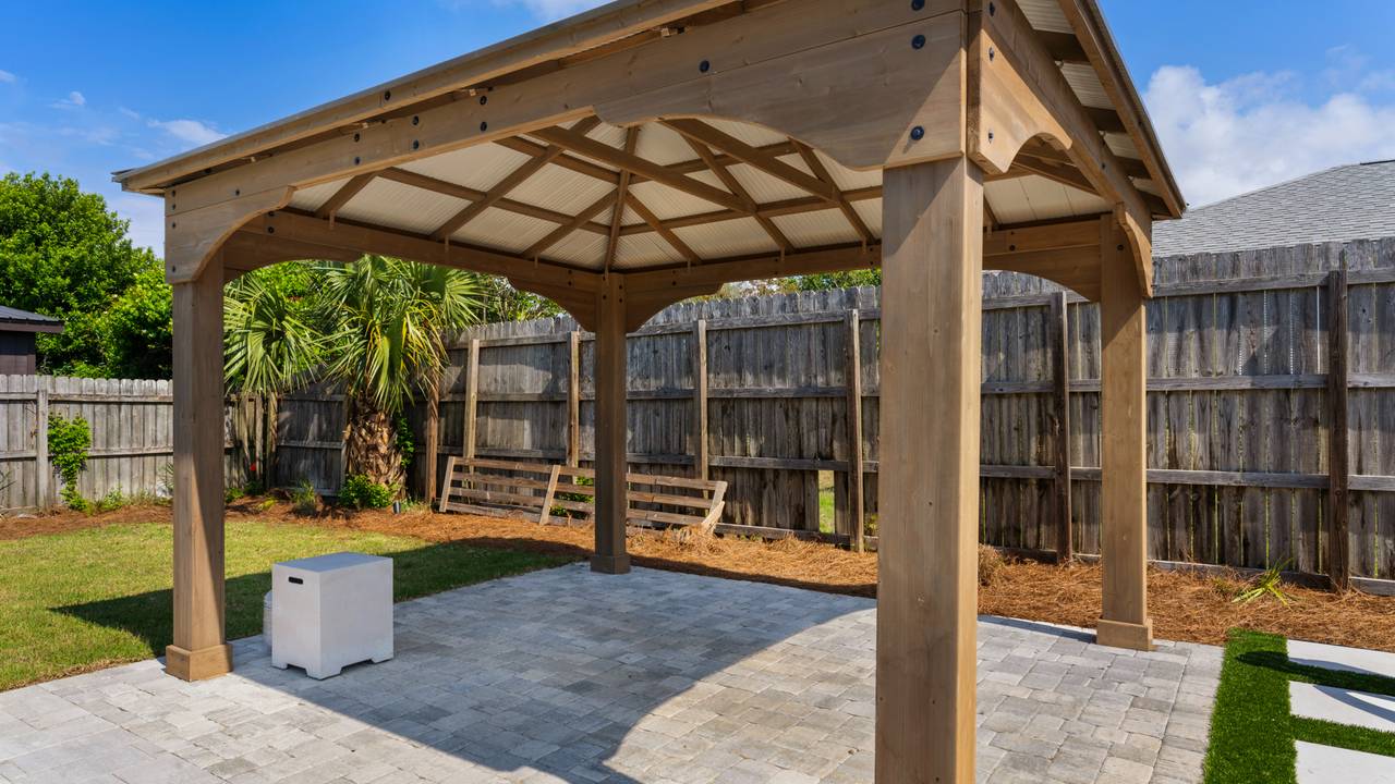 SCRU Pool Area SCRU Pool Area