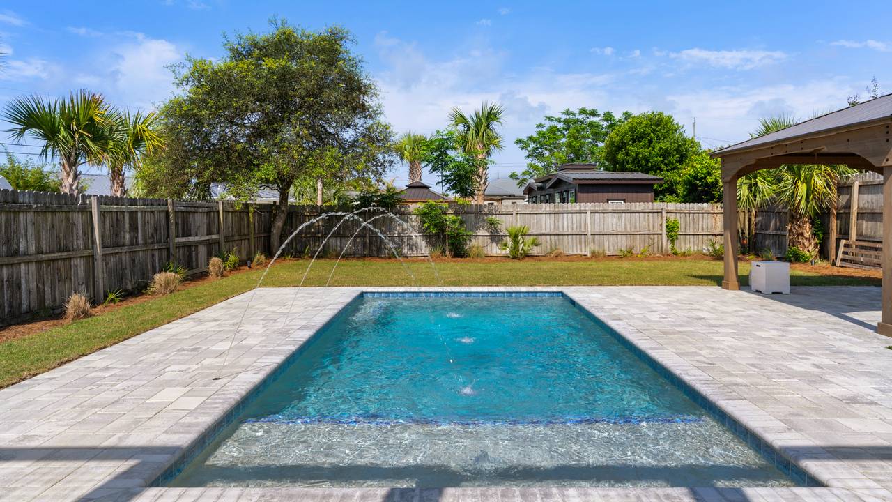 SCRU Pool Area SCRU Pool Area