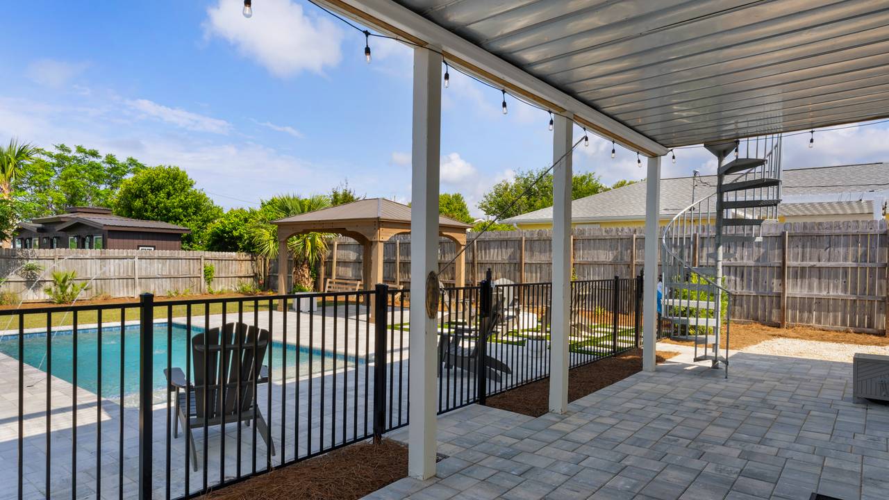 SCRU Exterior SCRU Exterior