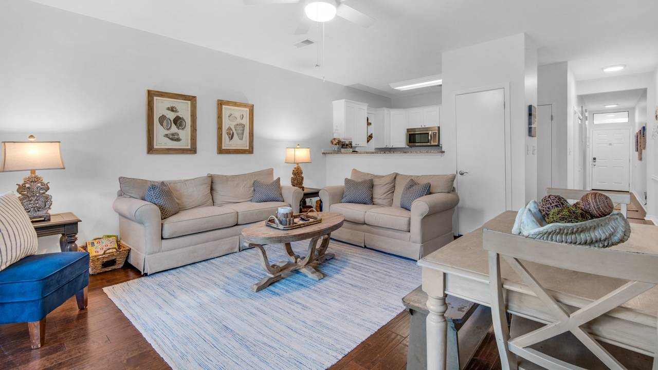 Palms D2 Living Area Palms D2 Living Area