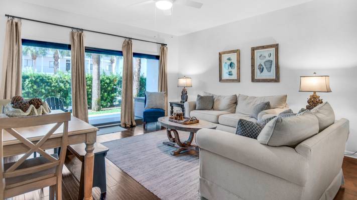 Palms D2 Living Area Palms D2 Living Area