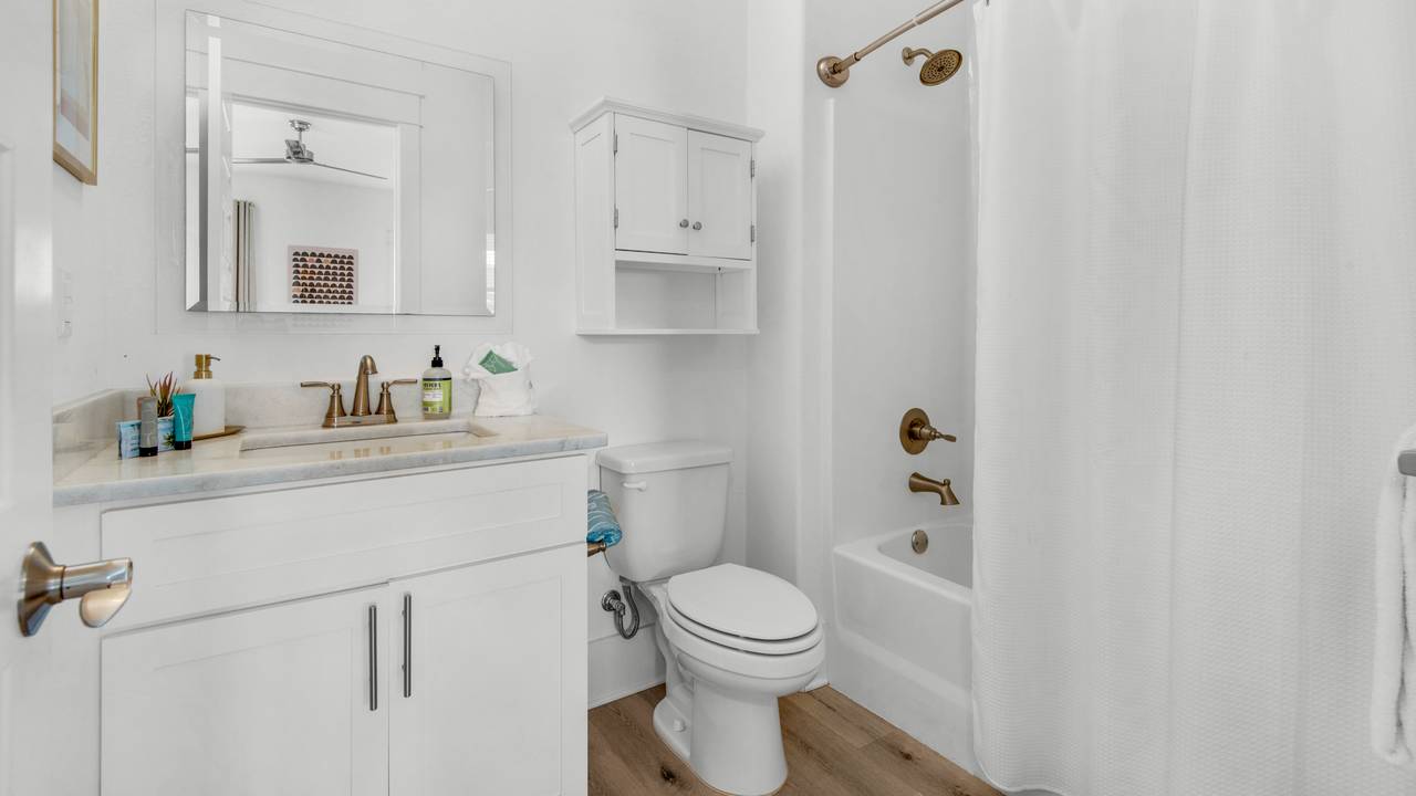 Sea La Vie Bathroom Sea La Vie Bathroom