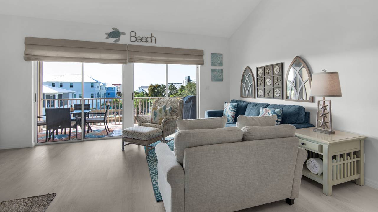 Spyglass TH 106 Living Area Spyglass TH 106 Living Area