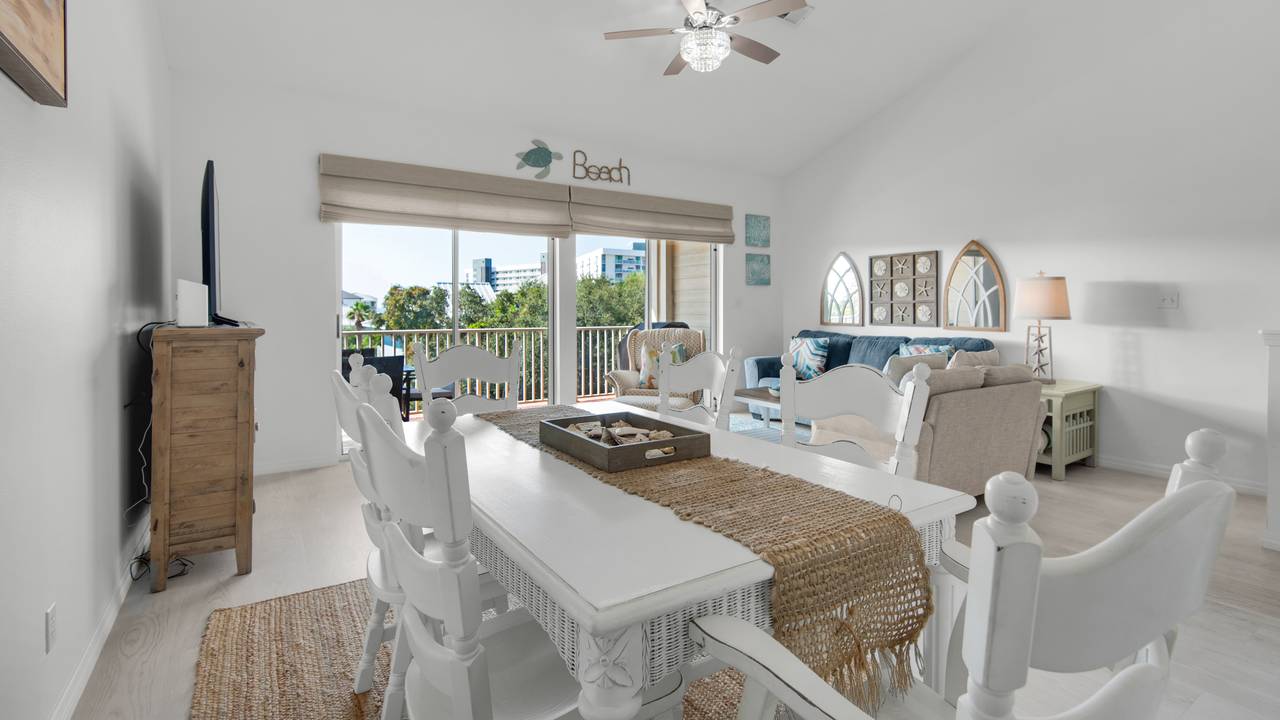 Spyglass TH 106 Dining Area Spyglass TH 106 Dining Area