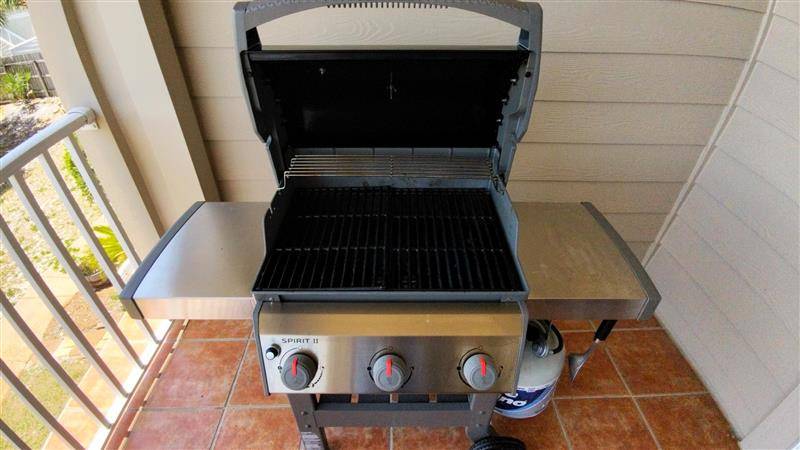 SPG106 Grill Area SPG106 Grill Area