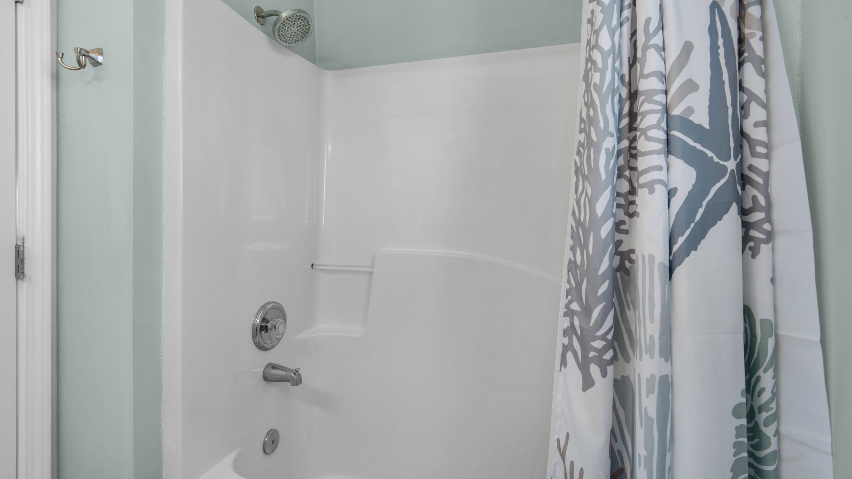 Spyglass TH 106 Bathroom