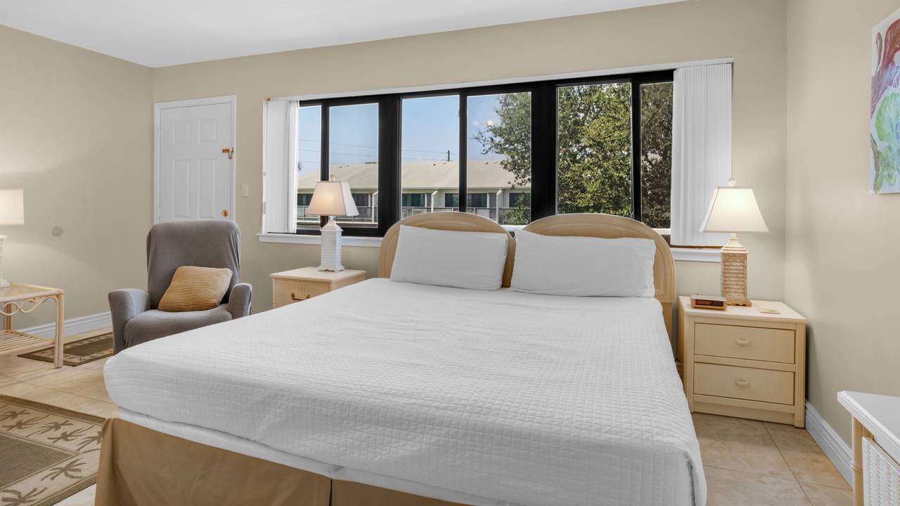 Hidden Beach Villas 235 King Bed Hidden Beach Villas 235 King Bed