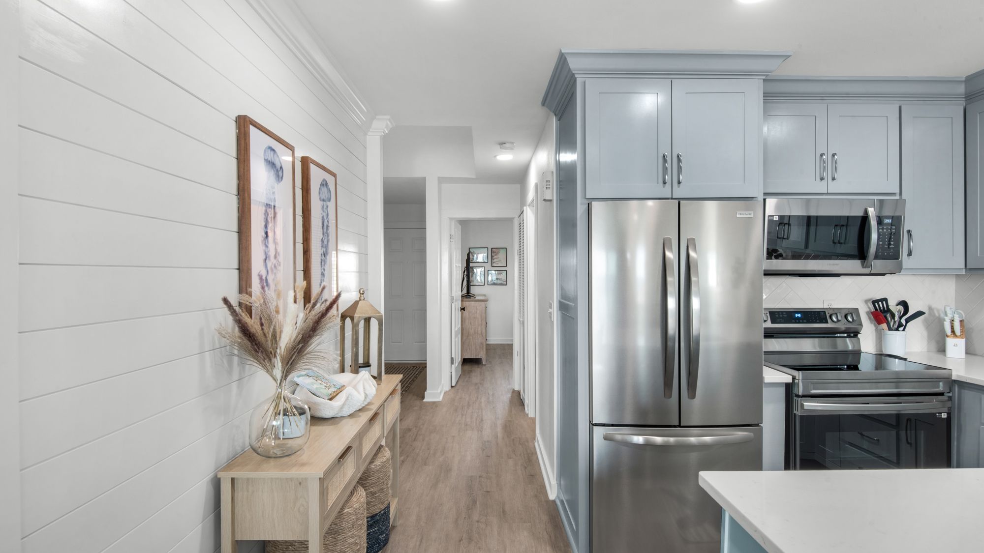 Destin Seafarer 211 Kitchen