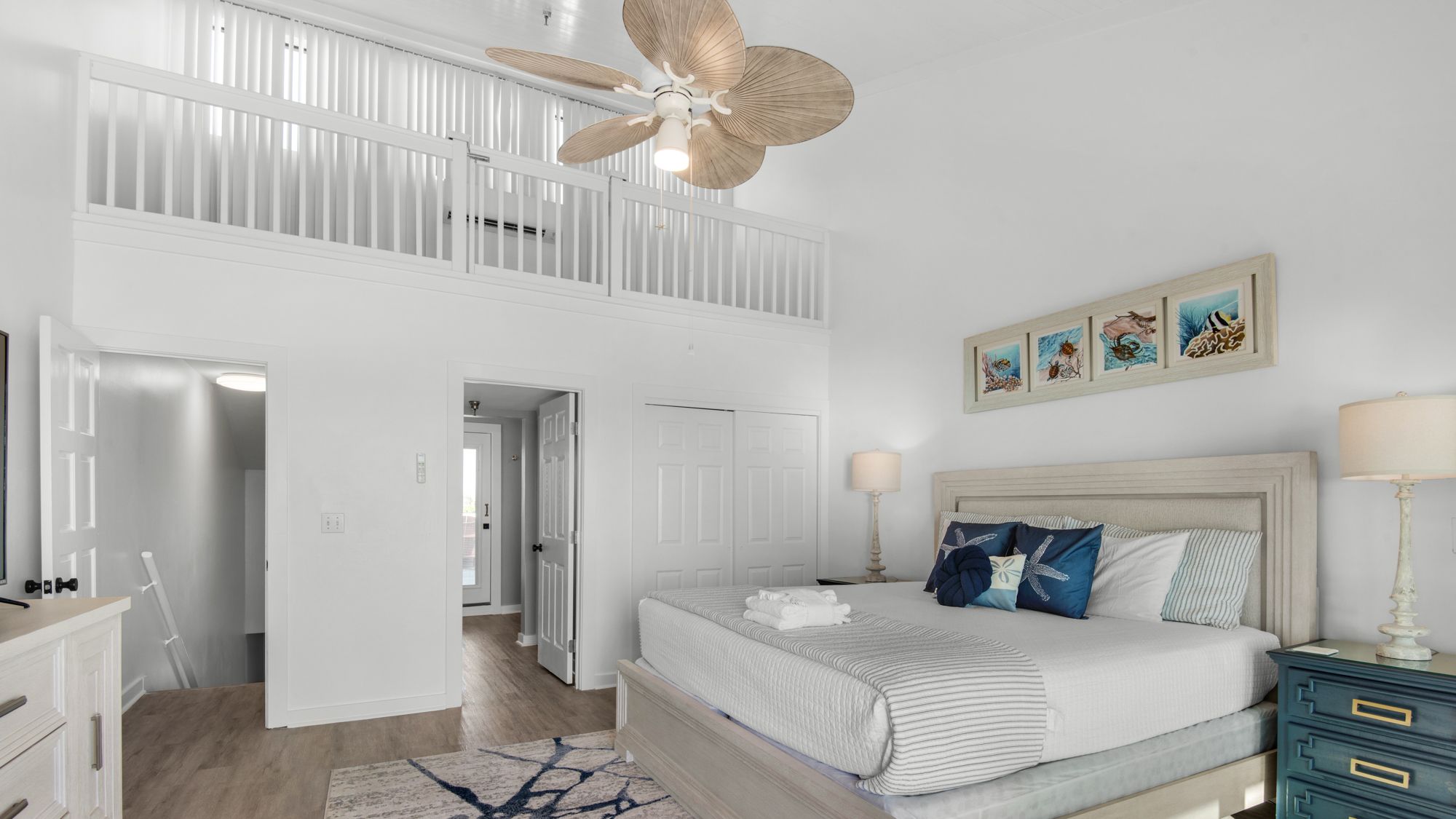 Destin Seafarer 211 Bedroom