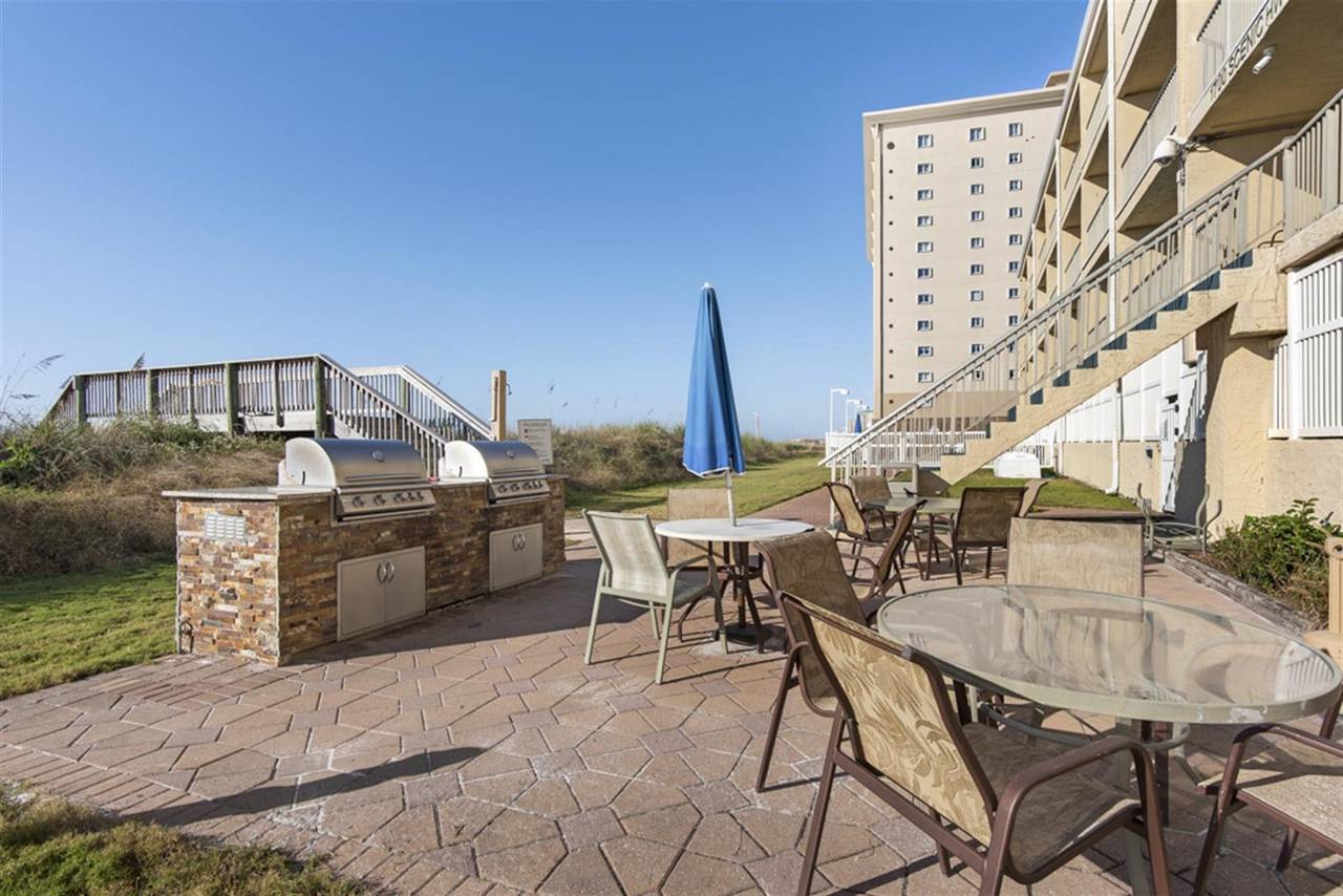 Destin Seafarer Grilling Area Destin Seafarer Grilling Area