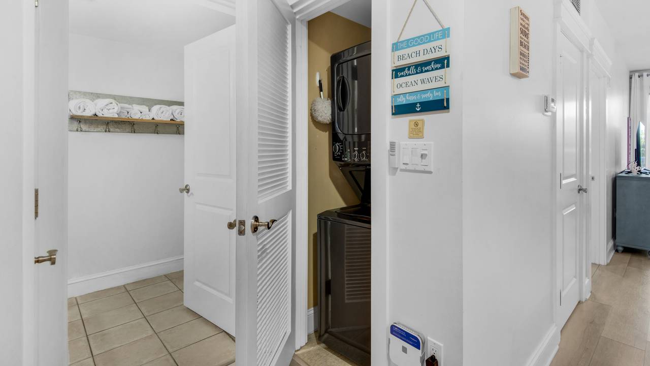 The Grand Sandestin 2321 Washer and Dryer The Grand Sandestin 2321 Washer and Dryer