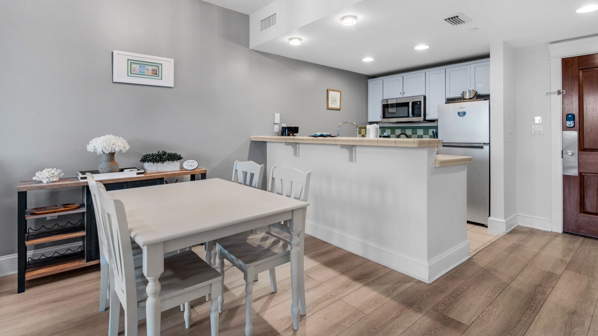 The Grand Sandestin 2321 Dining Table and Kitchen