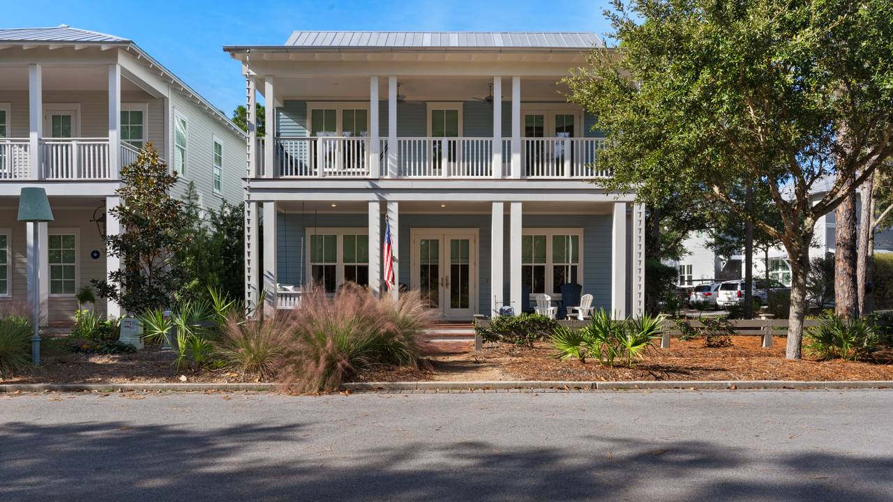 Friday on my Mind Exterior Friday on my Mind Exterior