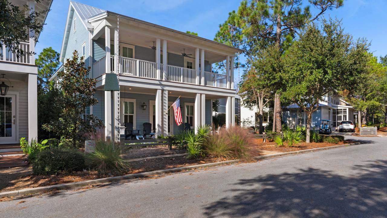 Friday on my Mind Exterior Friday on my Mind Exterior