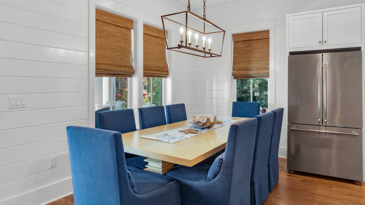 Friday on my Mind Dining Table and Kitchen Friday on my Mind Dining Table and Kitchen