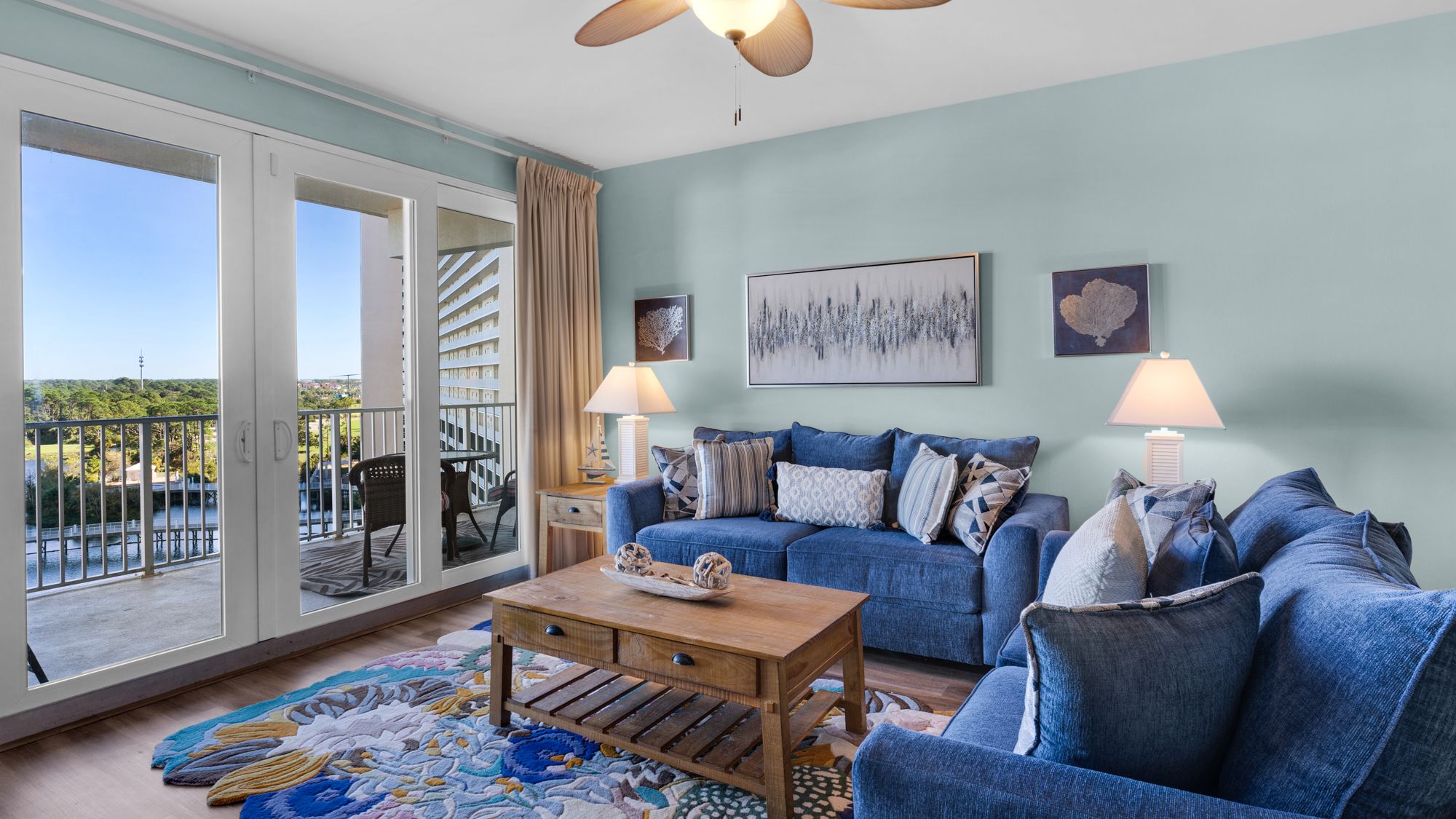 Laketown Wharf 729 Living Area