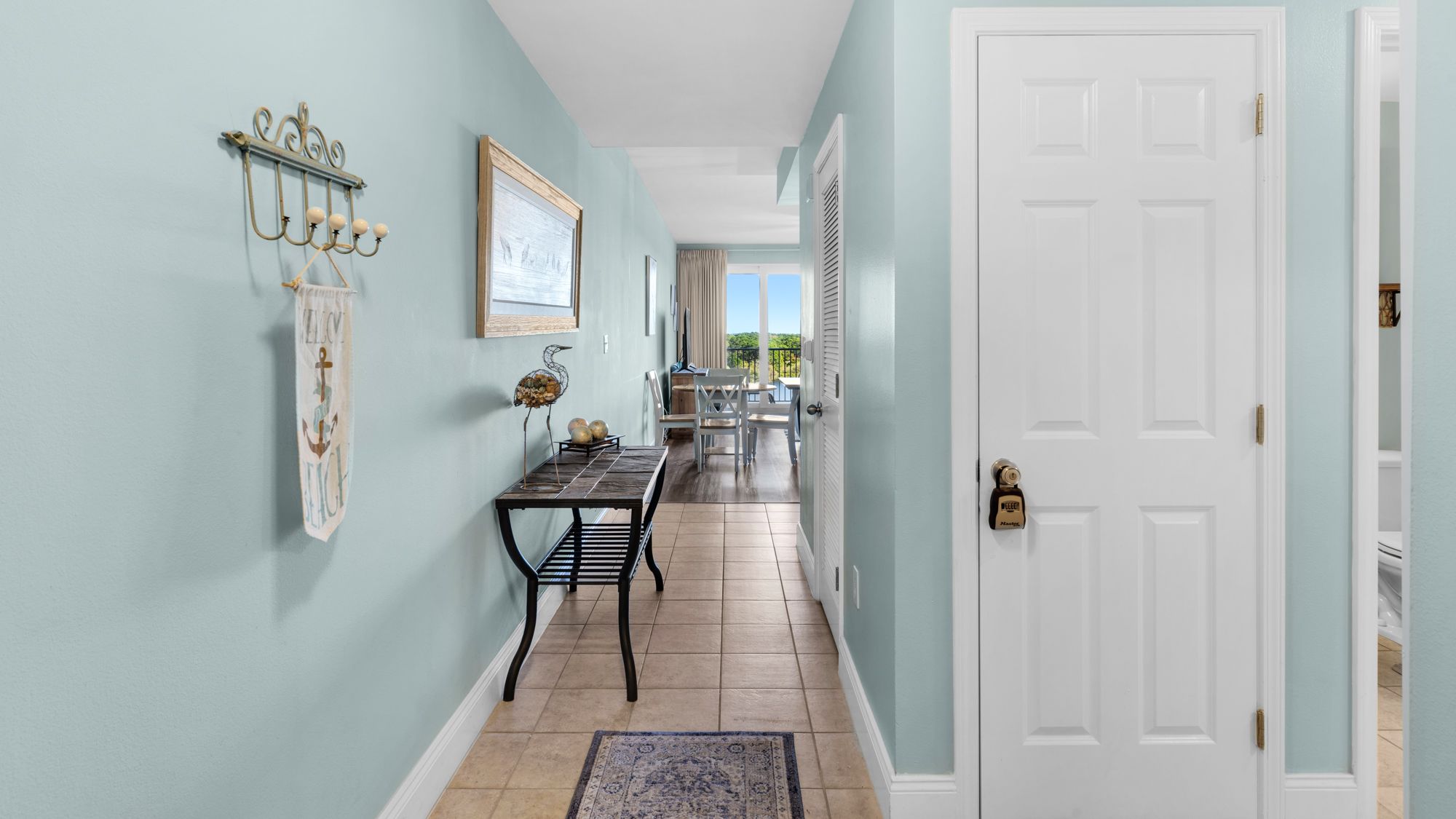 Laketown Wharf 729 Hallway