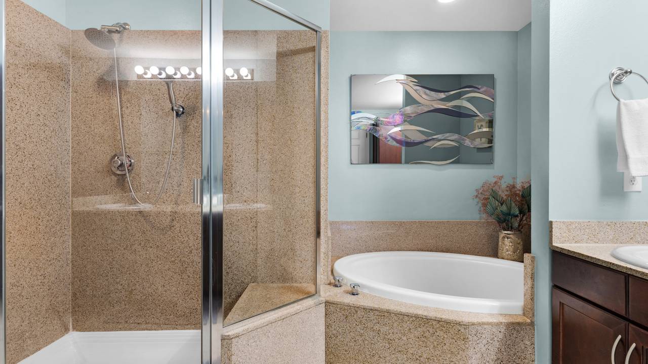 Laketown Wharf 729 Bathroom Laketown Wharf 729 Bathroom