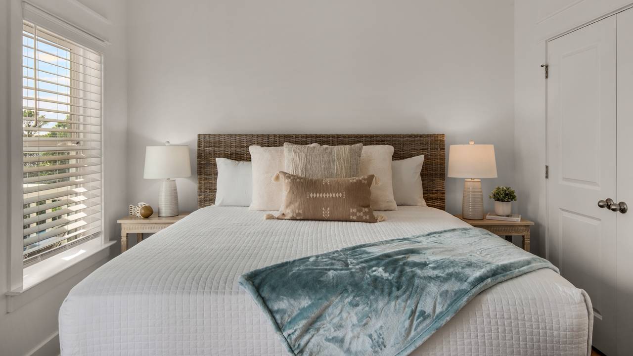 Serene Stay on 30A Bedroom Serene Stay on 30A Bedroom