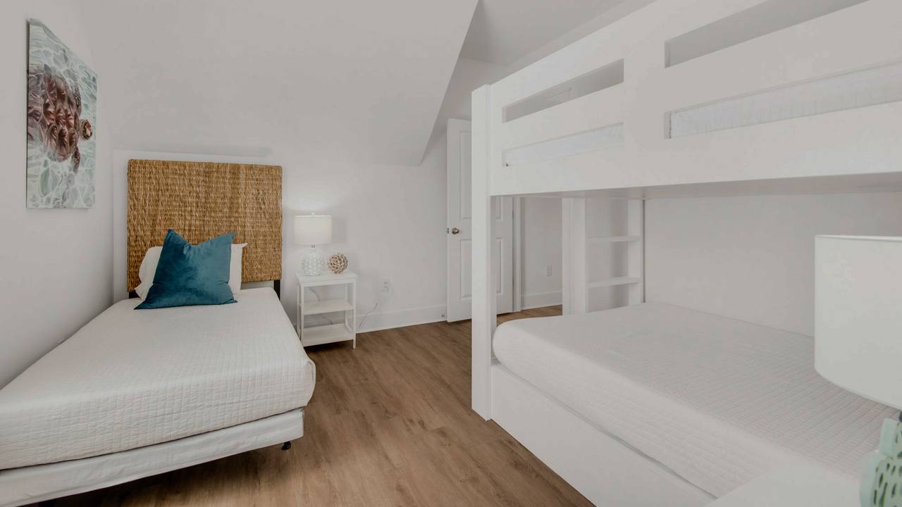 Serene Stay on 30A Bedroom Serene Stay on 30A Bedroom