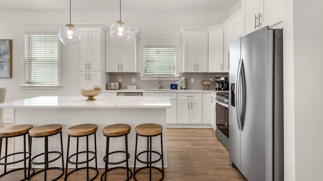 Serene Stay on 30A Kitchen Serene Stay on 30A Kitchen