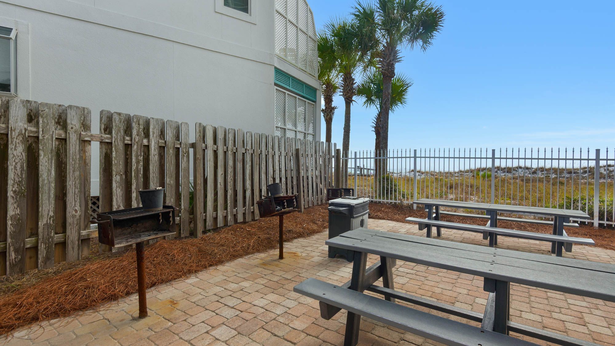 Commodores Retreat Grilling & Picnic Area