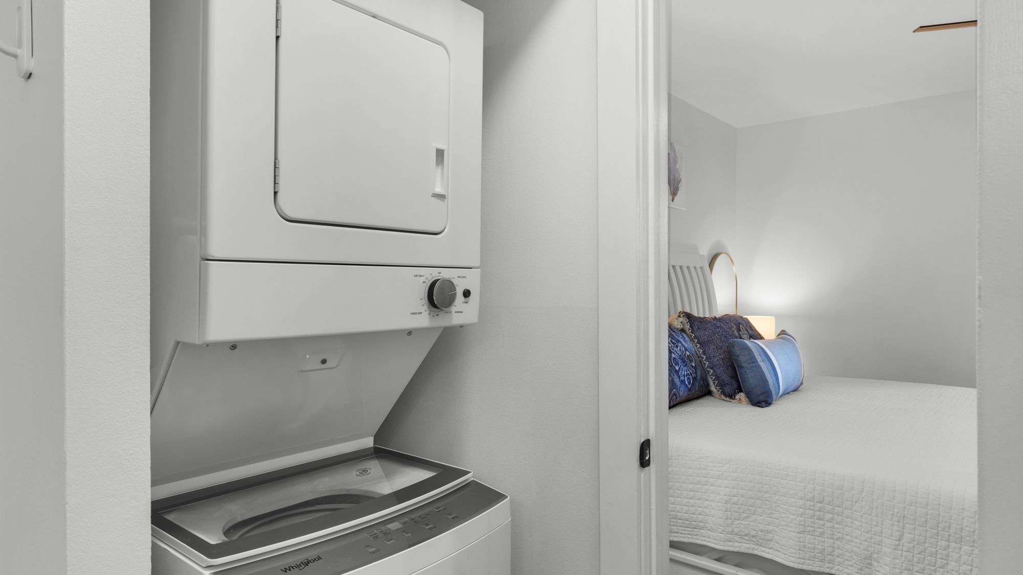 Commodore's Retreat 104 Laundry Area