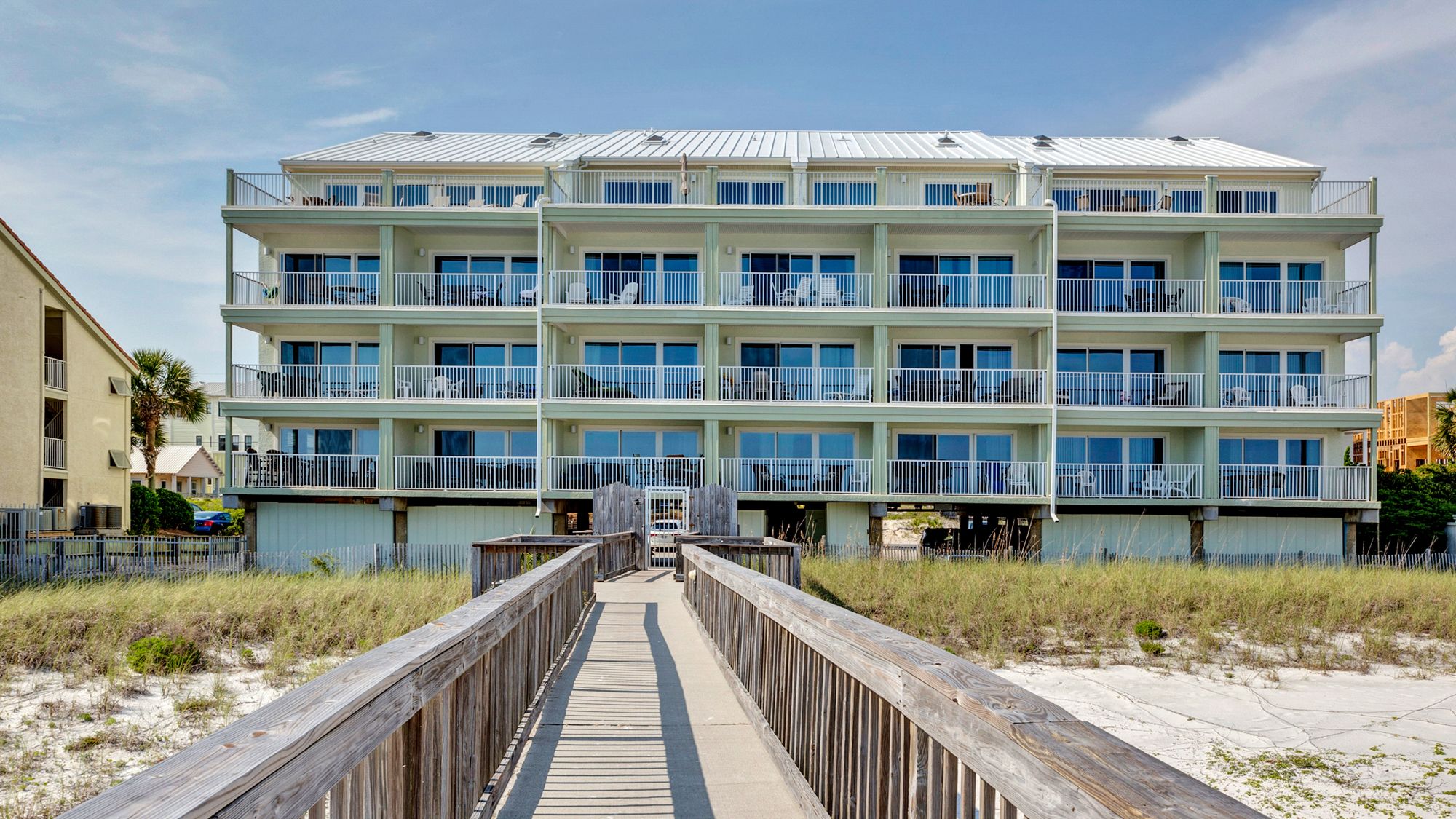 Commodores Beach Walk