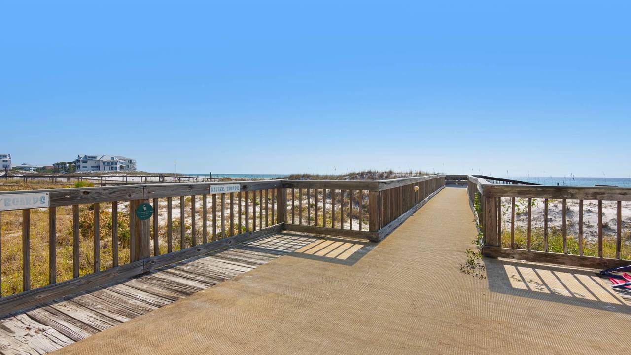 Commodores Retreat Boardwalk Commodores Retreat Boardwalk