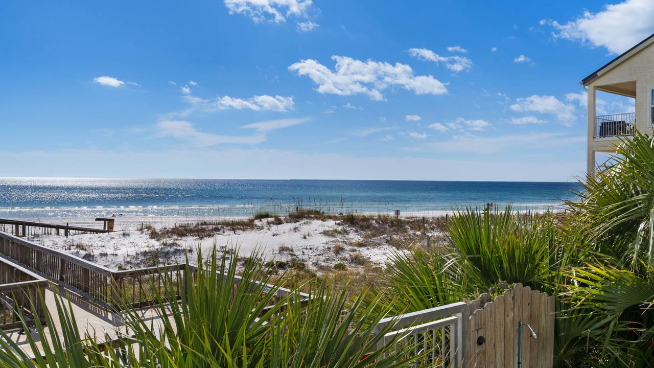 Commodores Retreat 104 Balcony with Gulf View Commodores Retreat 104 Balcony with Gulf View