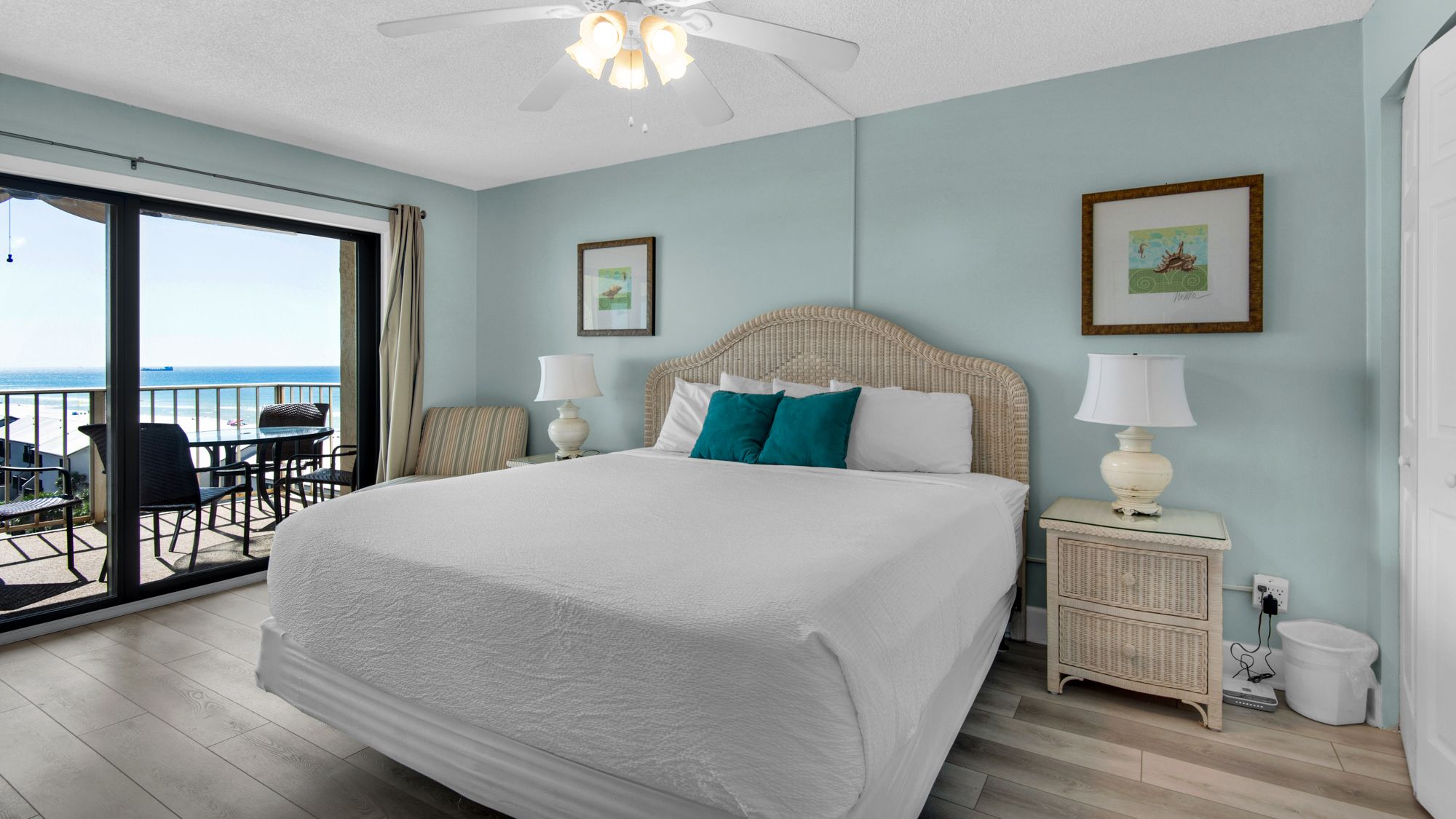 Regency Towers 725 Bedroom