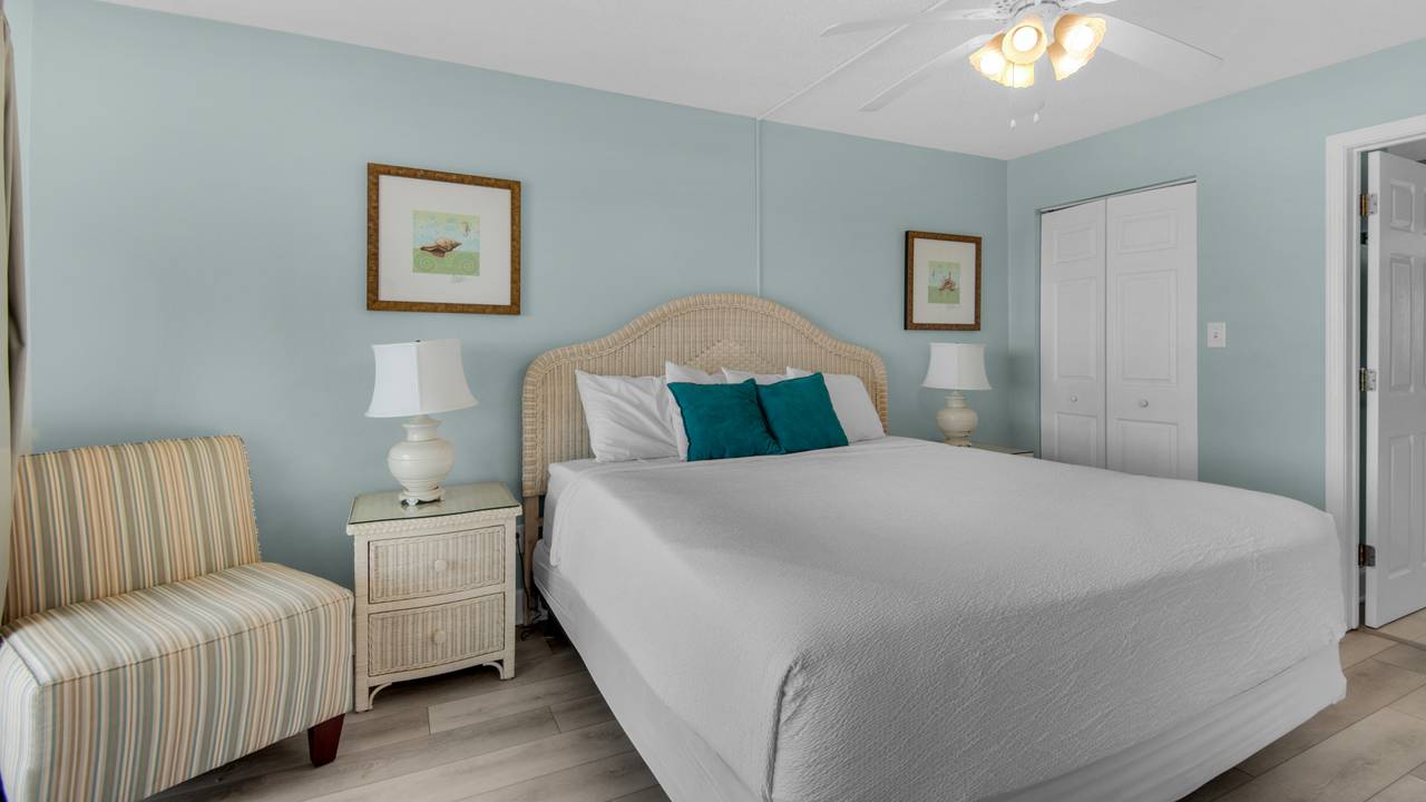 Regency Towers 725 Bedroom Regency Towers 725 Bedroom