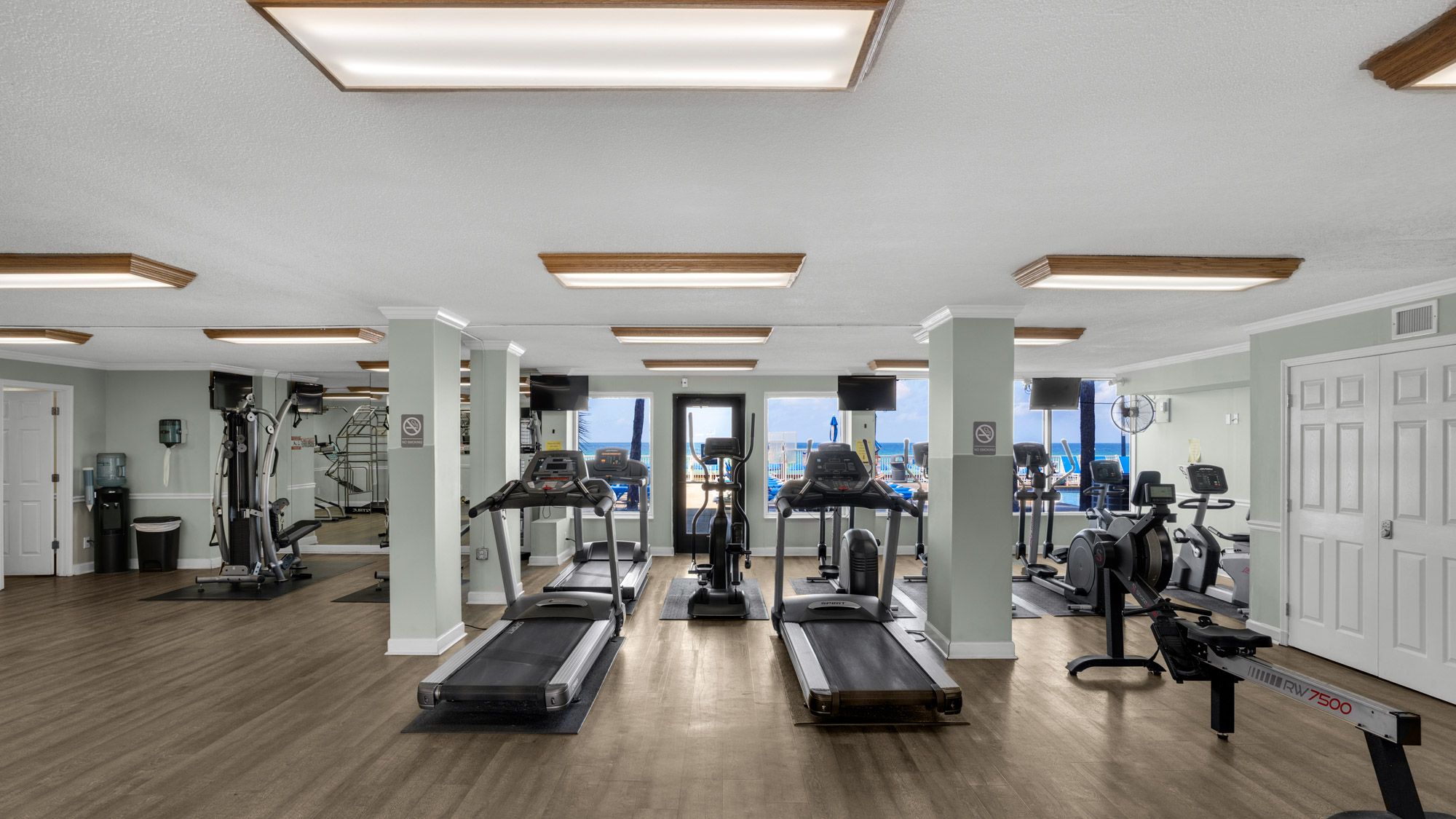 Regency Towers Grounds & Amenities