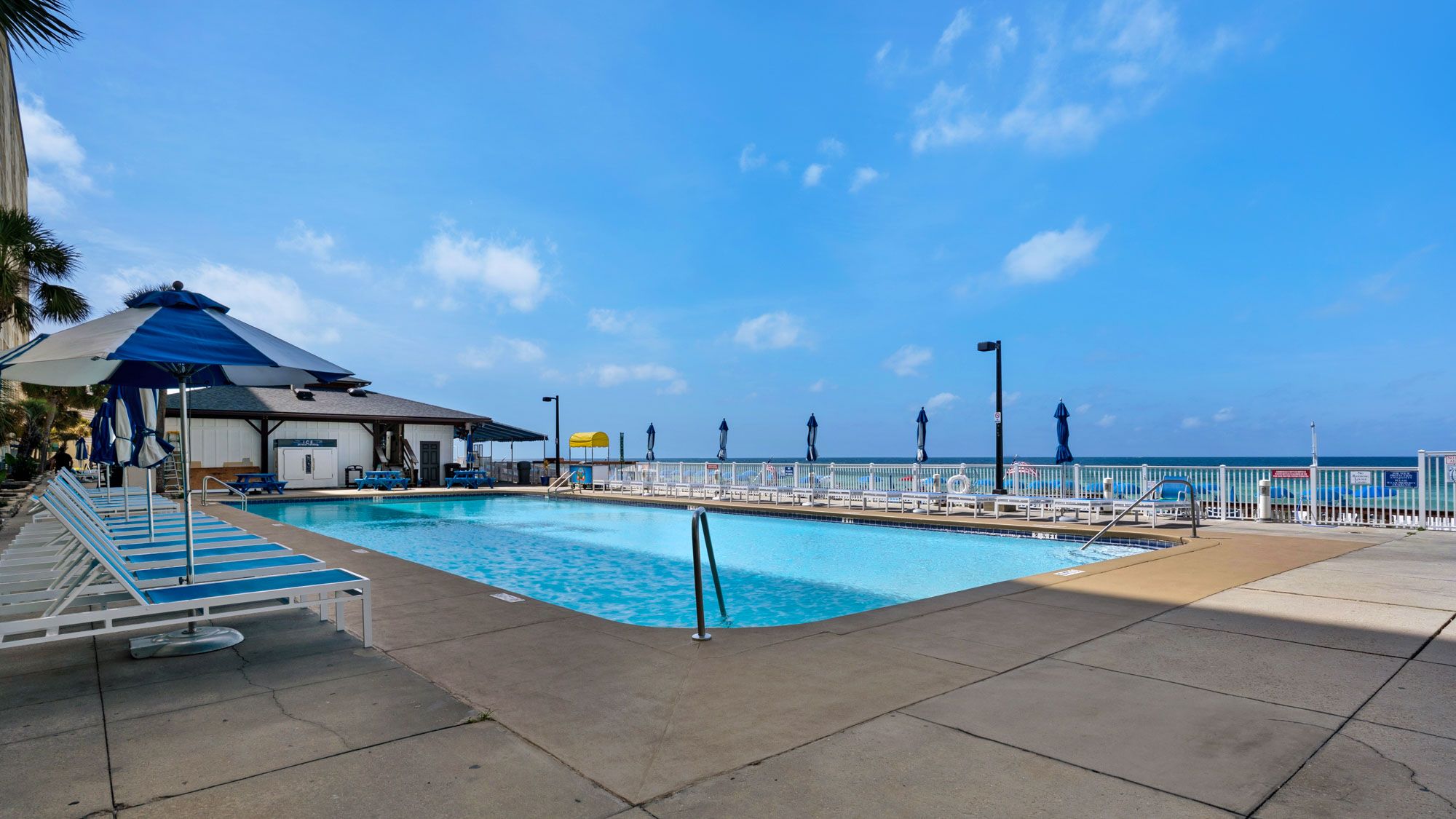 Regency Towers Grounds & Amenities