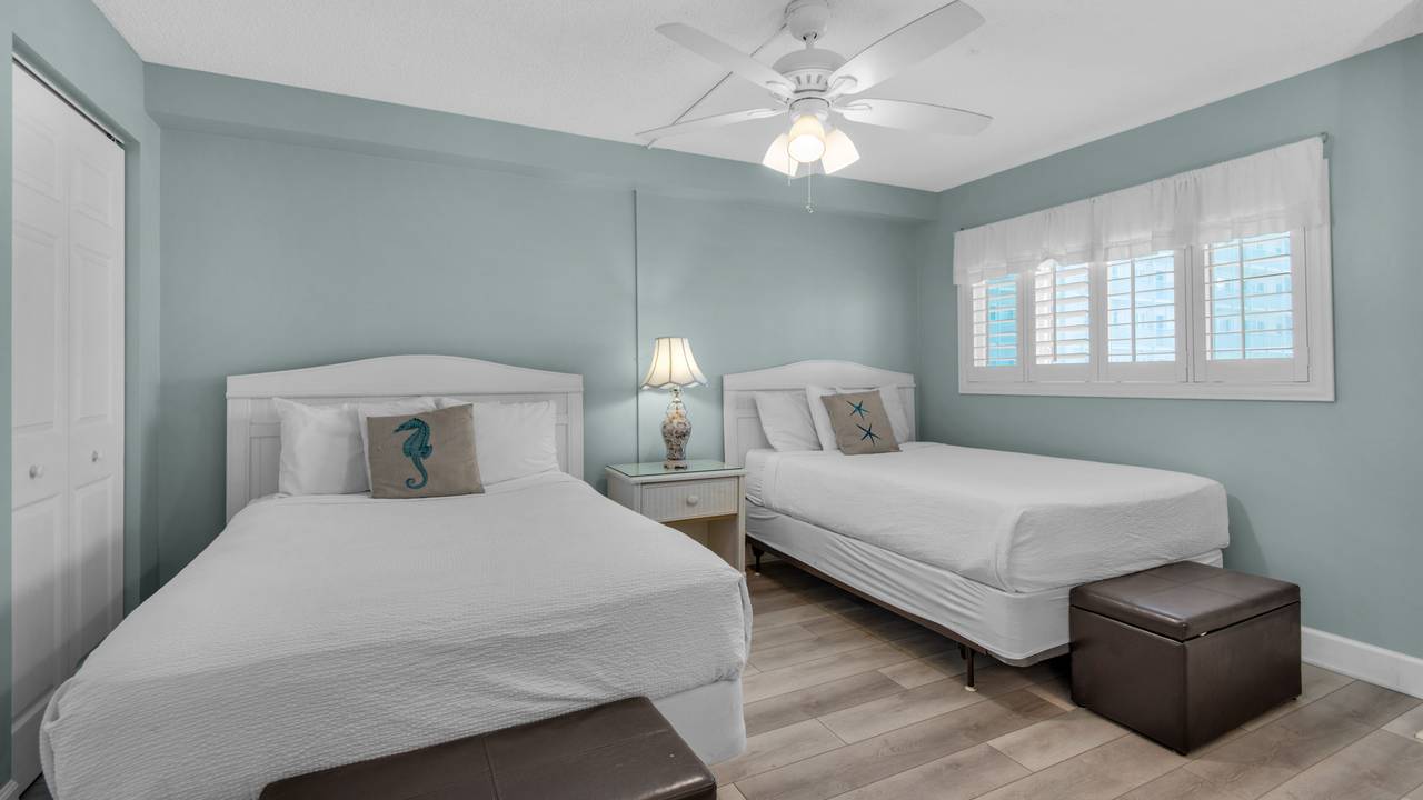 Regency Towers 725 Bedroom Regency Towers 725 Bedroom