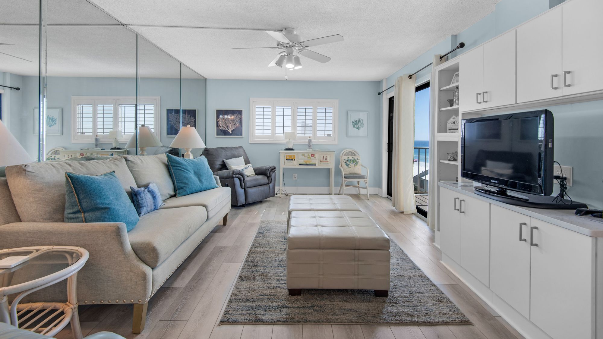 Regency Towers 725 Living Area