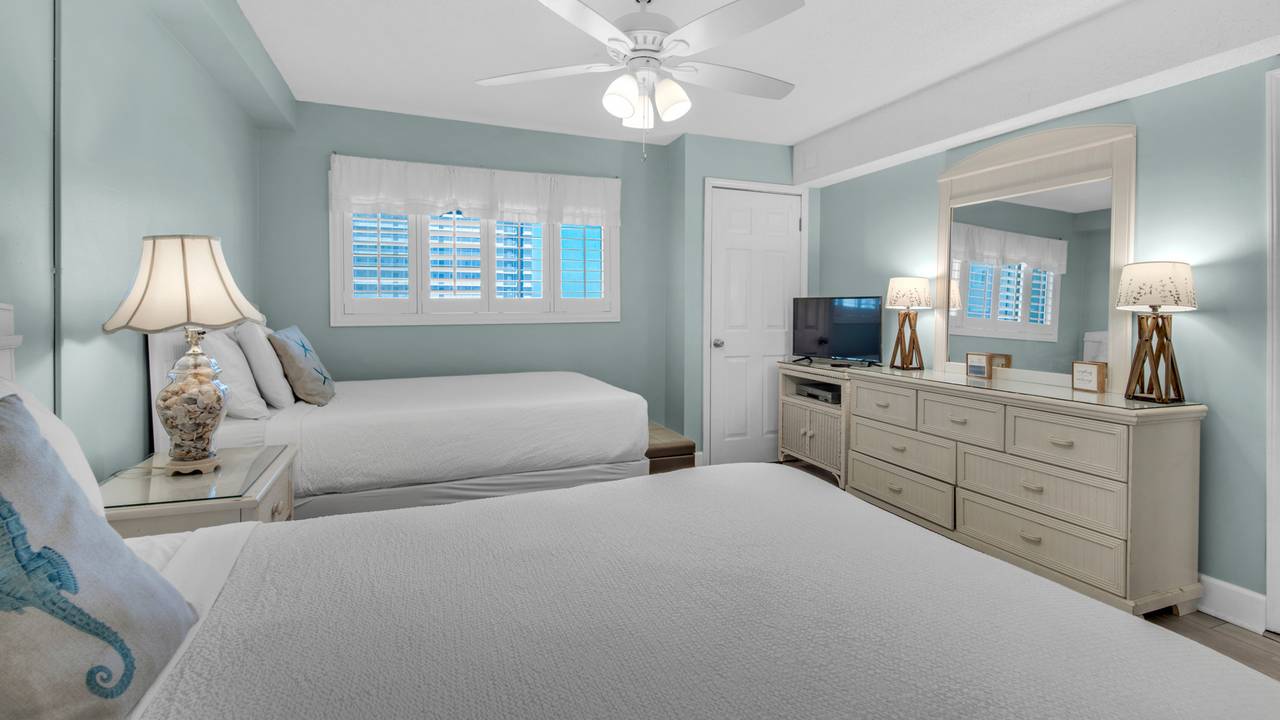 Regency Towers 725 Bedroom Regency Towers 725 Bedroom