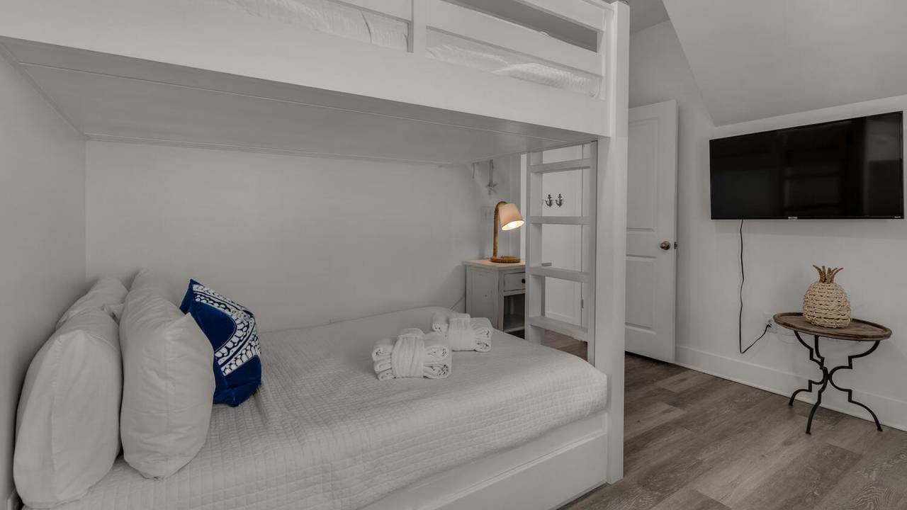 SNSEA Bedroom SNSEA Bedroom